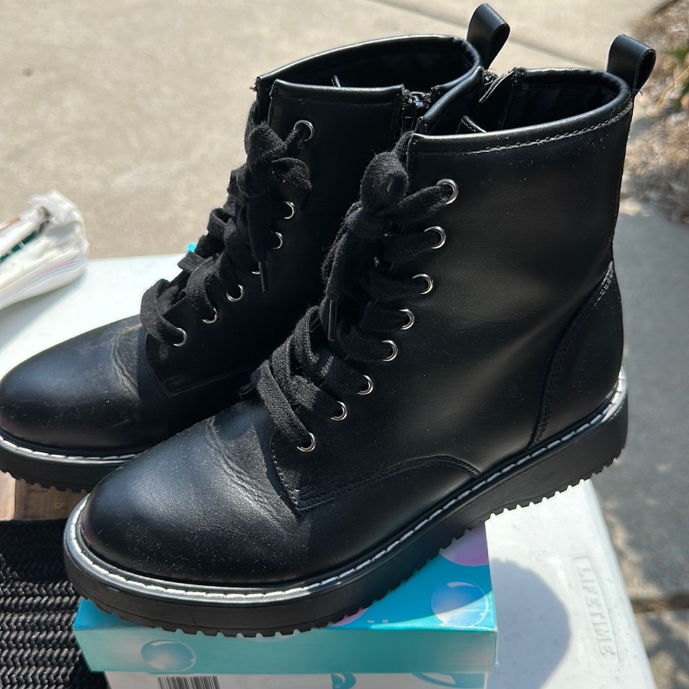 Steve Madden combat boots